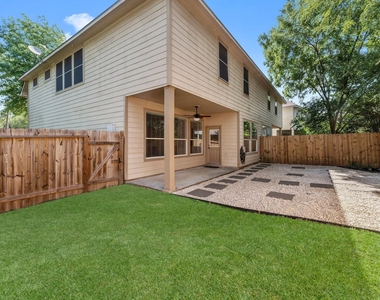 39 E Burberry Circle - Photo Thumbnail 38