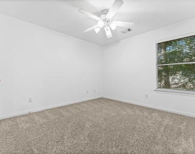 39 E Burberry Circle - Photo Thumbnail 32