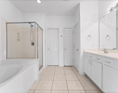 39 E Burberry Circle - Photo Thumbnail 25