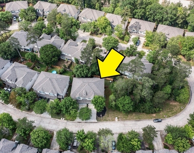 39 E Burberry Circle - Photo Thumbnail 1