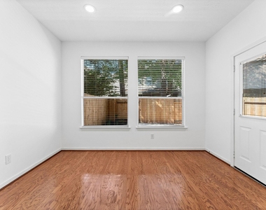 39 E Burberry Circle - Photo Thumbnail 16