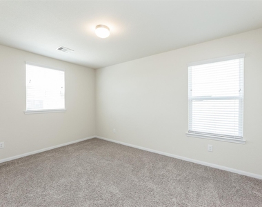 2293 Garden Square Path - Photo Thumbnail 20