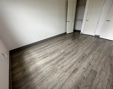 409 Elm - Photo Thumbnail 22