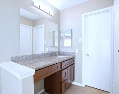 7502 Addicks Clodine Road - Photo Thumbnail 18