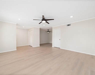 14345 Misty Meadow Lane - Photo Thumbnail 3