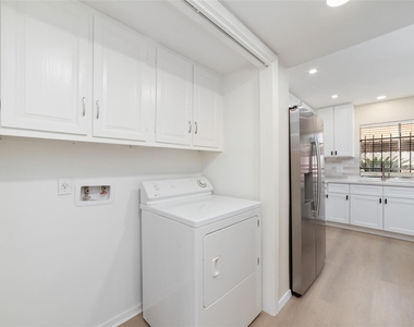 14345 Misty Meadow Lane - Photo Thumbnail 13