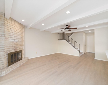 14345 Misty Meadow Lane - Photo Thumbnail 7
