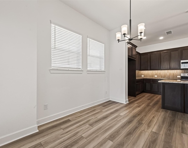 234 Amaranth Way - Photo Thumbnail 13