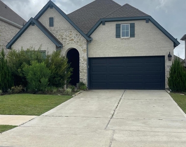 234 Amaranth Way - Photo Thumbnail 3