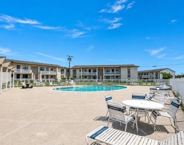 34 Wharfside - Photo Thumbnail 13