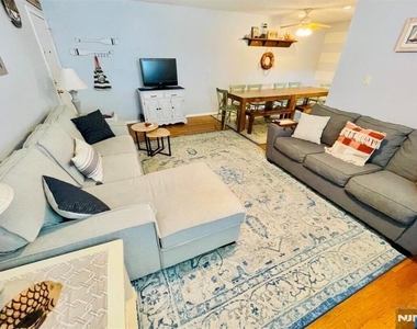 34 Wharfside - Photo Thumbnail 5