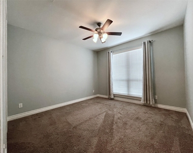 10206 Peytons Grace Lane - Photo Thumbnail 30