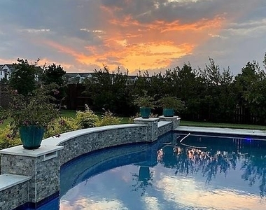 10206 Peytons Grace Lane - Photo Thumbnail 5