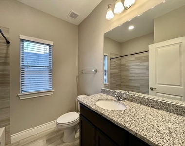 10206 Peytons Grace Lane - Photo Thumbnail 37