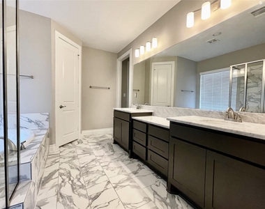 10206 Peytons Grace Lane - Photo Thumbnail 29