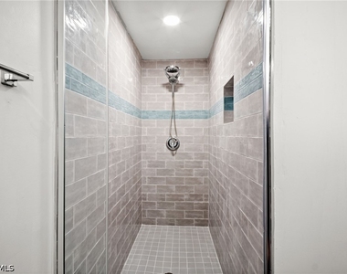 4450 Botanical Place Circle - Photo Thumbnail 10