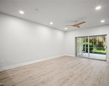 4450 Botanical Place Circle - Photo Thumbnail 6