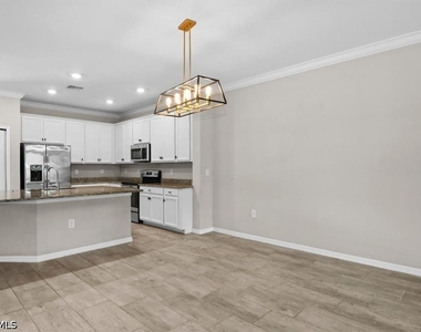 9176 Glenforest Drive - Photo Thumbnail 2