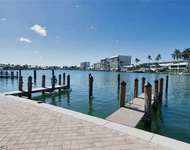 222 Harbour Drive - Photo Thumbnail 15