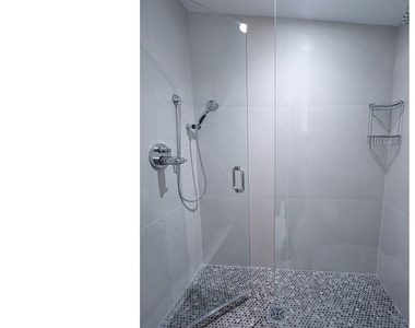 222 Harbour Drive - Photo Thumbnail 10
