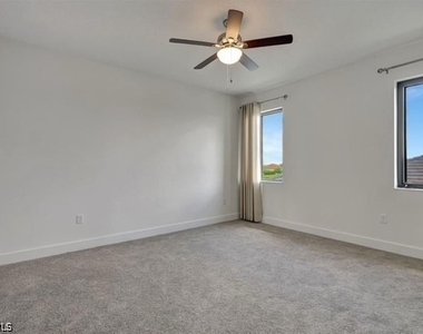 4959 Brigata Way - Photo Thumbnail 16