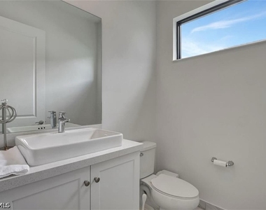4959 Brigata Way - Photo Thumbnail 6