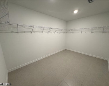 3309 14th Street Sw - Photo Thumbnail 6