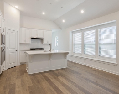 11223 Common Hackberry Street - Photo Thumbnail 9