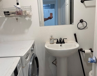 2496 42nd Street Sw - Photo Thumbnail 11