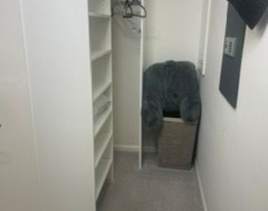 1050 9th Street S - Photo Thumbnail 5
