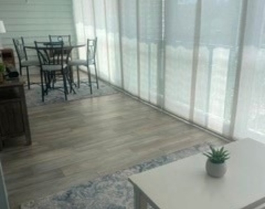 1050 9th Street S - Photo Thumbnail 9