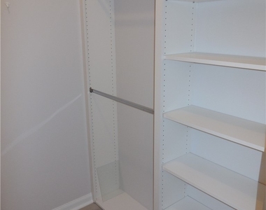 5299 Hawkesbury Way - Photo Thumbnail 11