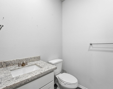 10176 Barberry Street - Photo Thumbnail 15