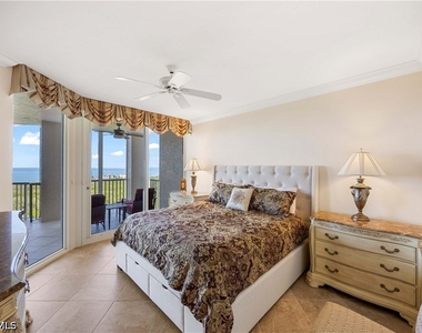 7117 Pelican Bay Boulevard - Photo Thumbnail 13