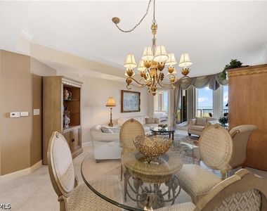 7117 Pelican Bay Boulevard - Photo Thumbnail 3