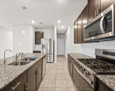 5547 Madden Lane - Photo Thumbnail 6