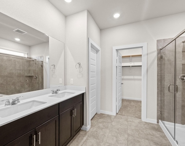 5547 Madden Lane - Photo Thumbnail 10