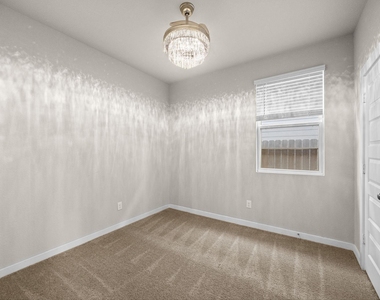 5547 Madden Lane - Photo Thumbnail 12