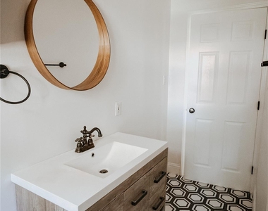 8510 Western Drive - Photo Thumbnail 6