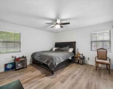 8510 Western Drive - Photo Thumbnail 7