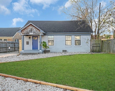 1633 Fourcade Street - Photo Thumbnail 7