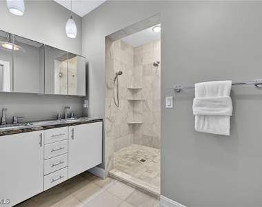 740 5th Avenue N - Photo Thumbnail 18