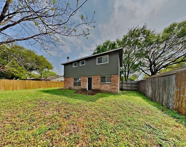 16122 Golden Sage Lane - Photo Thumbnail 9