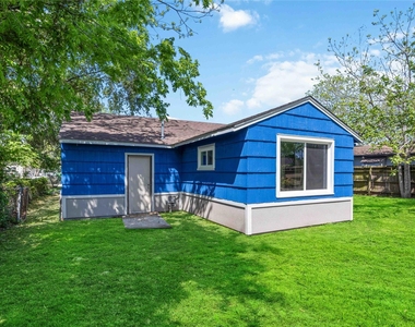 5206 Willow Glen Drive - Photo Thumbnail 14