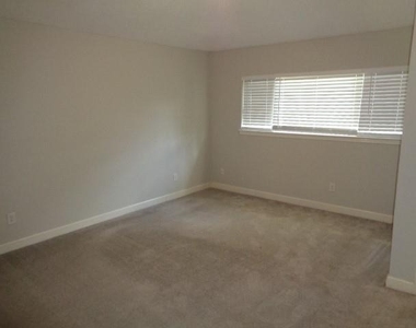 1227 Strawberry Park Lane - Photo Thumbnail 19