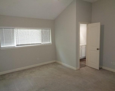 1227 Strawberry Park Lane - Photo Thumbnail 18