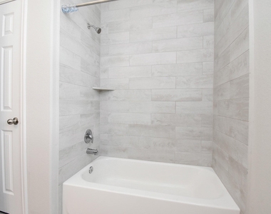 23602 Acerola Tree Court - Photo Thumbnail 21