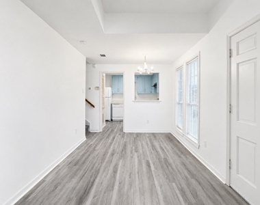 2529 Rio Grande Street - Photo Thumbnail 2