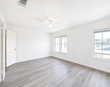 2529 Rio Grande Street - Photo Thumbnail 23