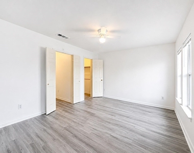 2529 Rio Grande Street - Photo Thumbnail 22